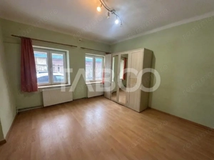 Garsoniera de vanzare cu loc de parcare in curte Podul Minciunilor