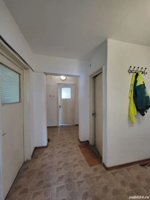 Închiriez apartament 4 camere Cernavoda