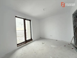 Duplex cu 4 camere de vanzare in localitatea Sacalaz