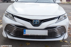 Toyota Camry exclusive - imagine 7