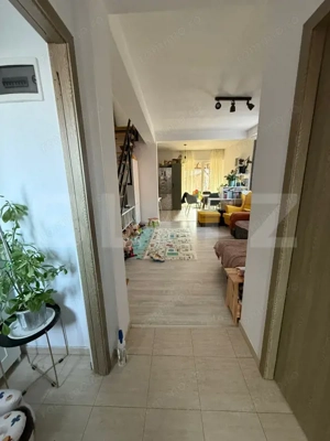 Triplex de vanzare Utvin 85mp 4 camere 2 bai 270mp teren - imagine 8