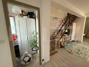 Triplex de vanzare Utvin 85mp 4 camere 2 bai 270mp teren - imagine 9