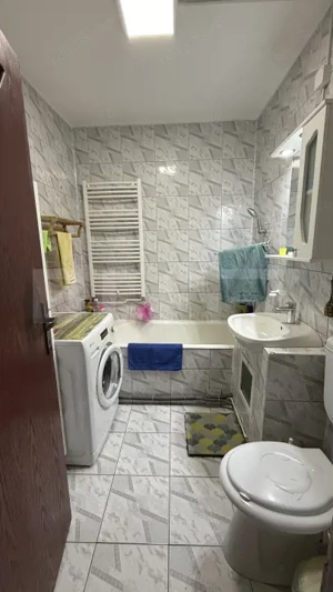 Apartament 2 camere, 57 mp, zona Reghin  - imagine 9