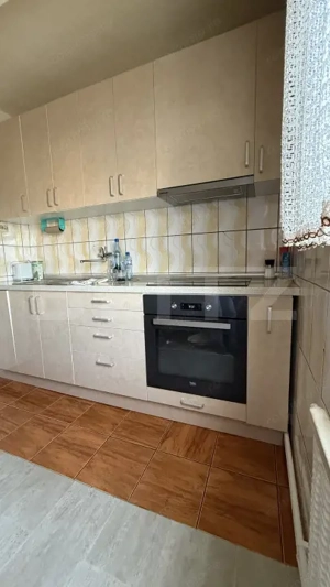 Apartament 2 camere, 57 mp, zona Reghin  - imagine 12