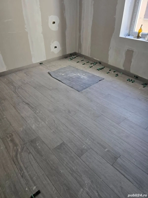 Echipa de meseriași 