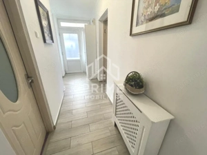Casă de vânzare în Alba Iulia | Zona Centru | 4 camere | 2 bucătării | 2 băi - imagine 2