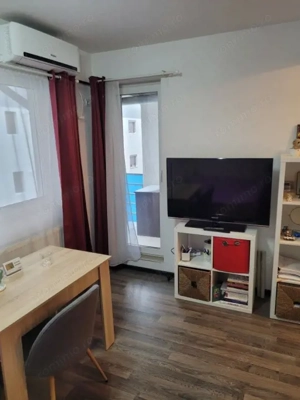 Garsoniera, 30mp, decomandata, centrala, Metrou, 1 Decembrie