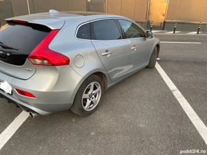 Volvo V40 D2 R-design - imagine 2