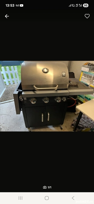 Vând grill pe gaz