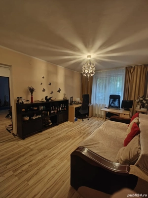 Vând apartament 3 cam decomandat sector 5 strada Bârcă - imagine 6
