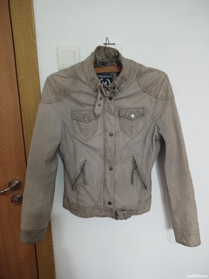 nr 34 Mauritius geaca piele 