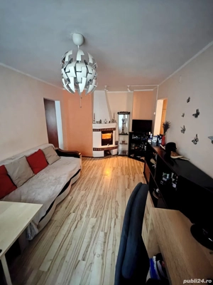 Vând apartament 3 cam decomandat sector 5 strada Bârcă - imagine 7