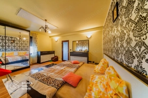 Vila de lux, D+P+E+M, Gradiste, la cheie, 300mp, 6 camere, teren 580mp - imagine 12
