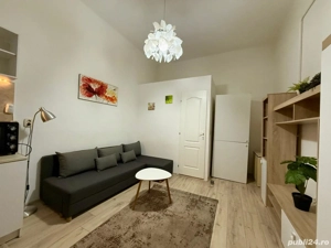 Persoana fizică Închiriez garsonieră in zonă ultracentrala 