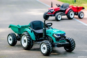 Tractoras electric Kinderauto 1804 2x45W 12V remorca basculabila - imagine 3