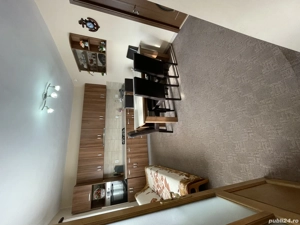 Vând casă cu 5 camere, proprietar 