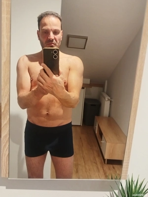 Barbat 43 de ani, pt doamne-domnisoare - imagine 6