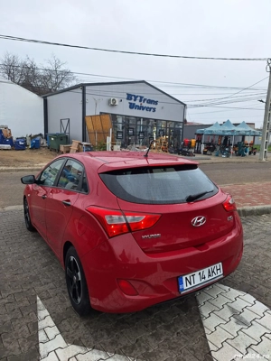 Hyundai i30 1.4 Diesel 2013   Kilometri Reali, Întreținut Impecabil - imagine 2
