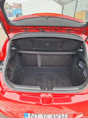 Hyundai i30 1.4 Diesel 2013   Kilometri Reali, Întreținut Impecabil - imagine 7