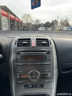 Toyota auris 1.4 benzina  - imagine 4