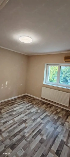 Apartament 3camere- metrou Aparatorii Patriei.