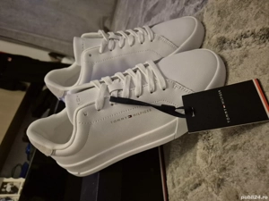 Adidasi Tommy Hilfiger