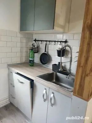 Proprietar, vând apartament 2 camere - decomandat, confort 1