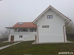 Vand Casa Pensiune in Novaci Transalpina an constructie 2025 - imagine 2