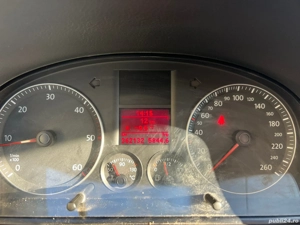 De vanzare vw Touran - imagine 3