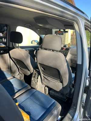 De vanzare vw Touran - imagine 4