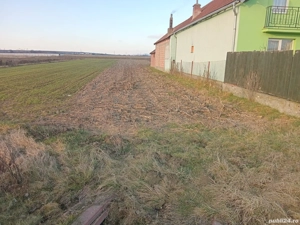 Vând teren pentru casa 