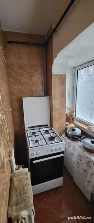 Apartament 2 camere de vanzare zona INEL 2, CENTRALA GAZ - imagine 8