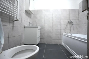 Vand 2 apartamente + 10 parcari ! - imagine 2