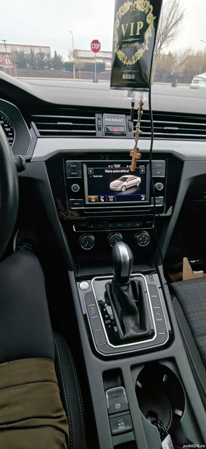 Volkswagen Passat  - imagine 8