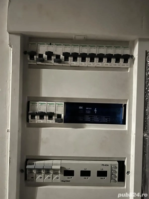 Angajez electricieni