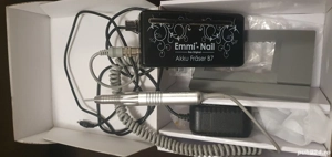 Vând masa manichiura și freza Emmi Akku B7 - imagine 2