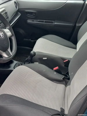 Vând Toyota Yaris  - imagine 3