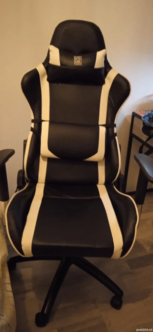 De vânzare scaun de birou de gaming nou fără semne de uzura 