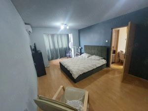 Apartament 2 Camere, Hol Pătrat, De Vanzare, Zona Semicentrala - imagine 3