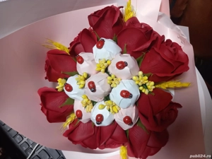 Buchet bomboane si trandafiri din sapun