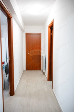 Casă / Vilă cu 5 camere de vânzare - imagine 17