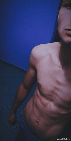 Bărbat de 26 de ani, nu-mi plac bărbații 