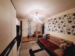 Apartament cu 3 camere de vânzare în zona Nufarul - imagine 8