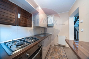 Casă de vacanta in Azuga - imagine 14