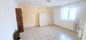 Casa individuala + 900 mp teren proprietate -Sendreni, jud. Galati - imagine 8