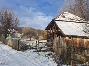 teren intravilan intre case peisaj deosebit - imagine 2