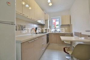 Garsoniera mobilata Ansamblul Maurer Residence