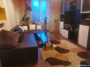 Închiriez apartament 2 camere zona Liceului 