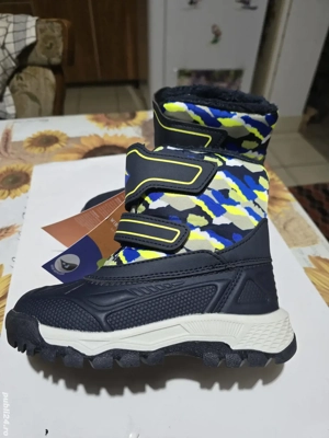 2 cizme noi băieti 25 si 27 "Lupilu"