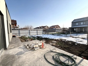 Duplex elegant, 3 camere, 72 mp utili, 300 mp teren - Dumbravita  - imagine 2